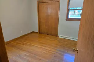 917 E Roberta Ave, Waukesha, WI 53186 - Photo 10