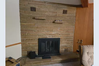 917 E Roberta Ave, Waukesha, WI 53186 - Photo 4