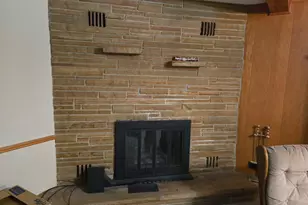 917 E Roberta Ave, Waukesha, WI 53186 - Photo 4