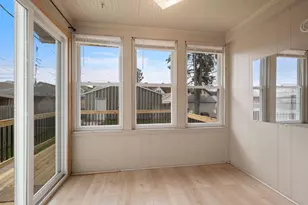 2219 S 59th St, West Allis, WI 53219 - Photo 12