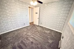 2471 E Mark Dr, Sheboygan, WI 53083 - Photo 16