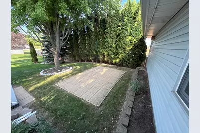 2471 E Mark Dr, Sheboygan, WI 53083 - Photo 36