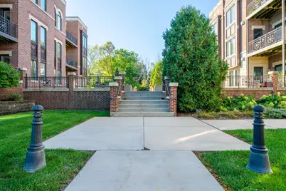 19075  Thomson Dr #304, Brookfield, WI 53045 - Photo 4