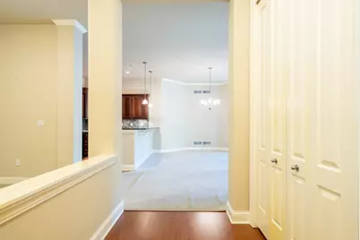 19075  Thomson Dr #304, Brookfield, WI 53045 - Photo 8