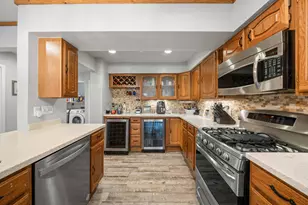 814 Kendall Ln, Lake Geneva, WI 53147 - Photo 6