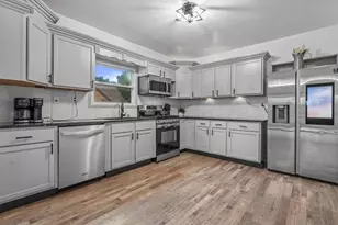 4353 S 5th St, Milwaukee, WI 53207 - Photo 16