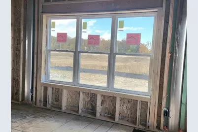 447  Sandstone St, Slinger, WI 53086 - Photo 8