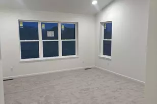 447 Sandstone St, Slinger, WI 53086 - Photo 6