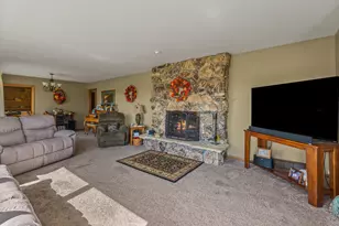 W296 County Rd CW, Ixonia, WI 53036 - Photo 4