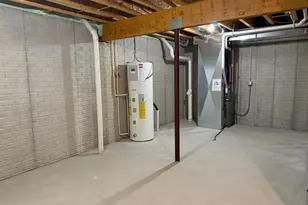 W219N16267 Primrose Ct, Jackson, WI 53037 - Photo 12