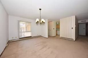 11927 W Appleton Ave, Milwaukee, WI 53224 - Photo 10