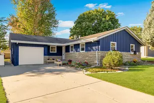 1729 Hickory St, South Milwaukee, WI 53172 - Photo 1