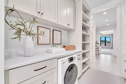 W188N5040  Red Crown Trl, Menomonee Falls, WI 53051 - Photo 36