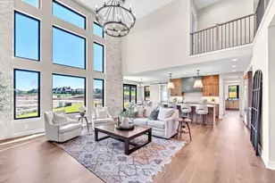 W188N5040 Red Crown Trail, Menomonee Falls, WI 53051 - Photo 12