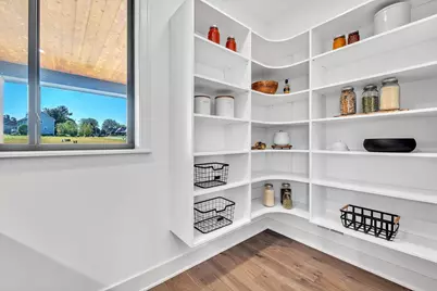 W188N5040  Red Crown Trl, Menomonee Falls, WI 53051 - Photo 22