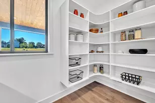 W188N5040 Red Crown Trail, Menomonee Falls, WI 53051 - Photo 22