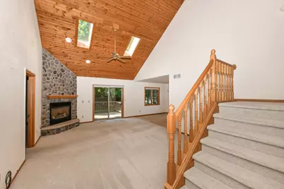 955 E Loos St, Hartford, WI 53027 - Photo 6