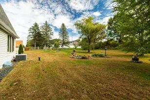 W7563 St Croix Ave, Holland, WI 54636 - Photo 38