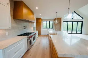 6595 Bridlewood Ct, Lyons, WI 53147 - Photo 8