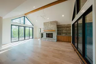 6595 Bridlewood Ct, Lyons, WI 53147 - Photo 4