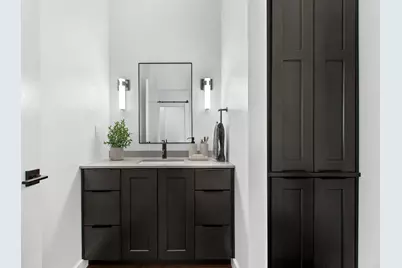 1110  Brookwood Dr, Ashwaubenon, WI 54304 - Photo 14