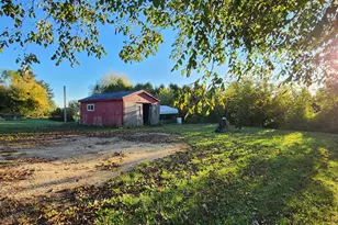 6372 N Yellowstone Trail, Addison, WI 53002 - Photo 8