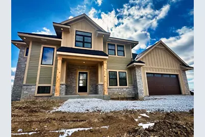 N66W21075  Sweet Clover Dr, Menomonee Falls, WI 53051 - Photo 2