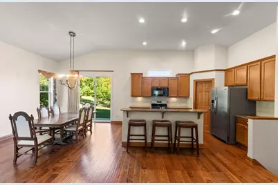 W354N5315  Coastal Ave, Oconomowoc, WI 53066 - Photo 10