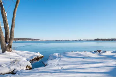 W304N2426  Maple Ave, Delafield, WI 53072 - Photo 4