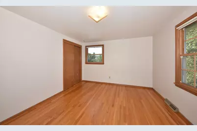 635 E Price Ave, Milwaukee, WI 53207 - Photo 20