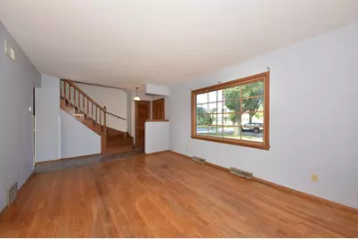 635 E Price Ave, Milwaukee, WI 53207 - Photo 6