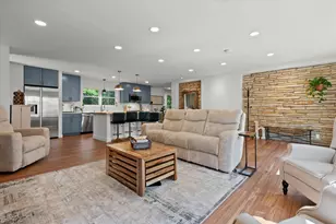 331 Plat Rd, Richfield, WI 53017 - Photo 10