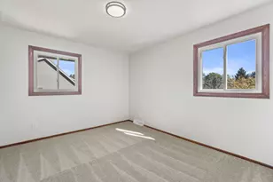 8148 S 88th St, Franklin, WI 53132 - Photo 16