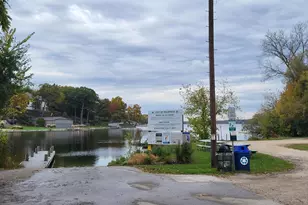 637 1st St, Delafield, WI 53018 - Photo 44