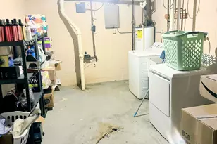 W144N4821 Stone Dr, Menomonee Falls, WI 53051 - Photo 20