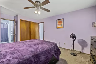 W144N4821  Stone Dr, Menomonee Falls, WI 53051 - Photo 8