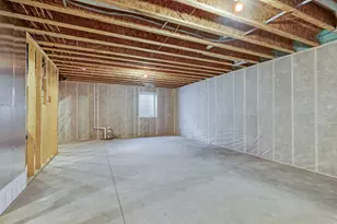 1624 Red Clover St, Holmen, WI 54636 - Photo 38