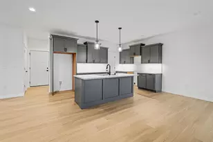 1628 Red Clover St, Holmen, WI 54636 - Photo 6