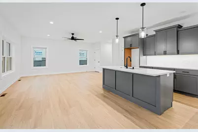 1628  Red Clover St, Holmen, WI 54636 - Photo 8