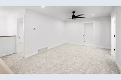 1628  Red Clover St, Holmen, WI 54636 - Photo 20