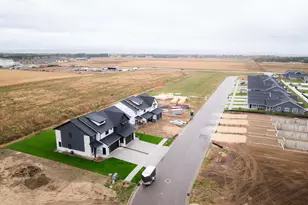 1628 Red Clover St, Holmen, WI 54636 - Photo 14