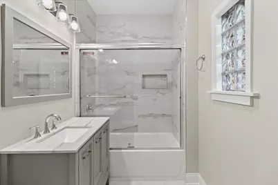 6800  Auburn Ave #6802, Wauwatosa, WI 53213 - Photo 22