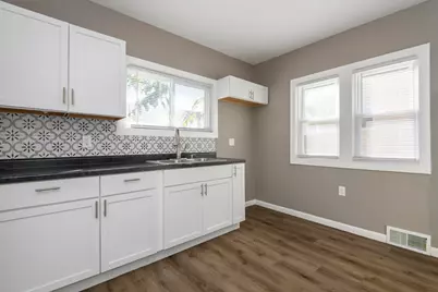2948 N 56th St, Milwaukee, WI 53210 - Photo 6