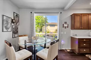 N62W21656 Augusta Pkwy, Menomonee Falls, WI 53051 - Photo 10