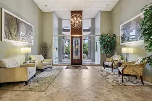 1919 N Summit Ave, Milwaukee, WI 53202 - Photo 34