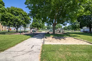 612 Elm St, Watertown, WI 53098 - Photo 42