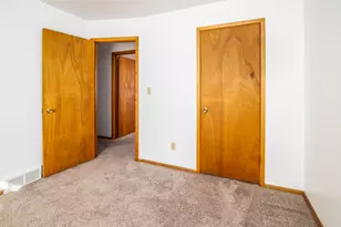 612 Elm St, Watertown, WI 53098 - Photo 22