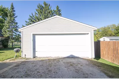 612  Elm St, Watertown, WI 53098 - Photo 36