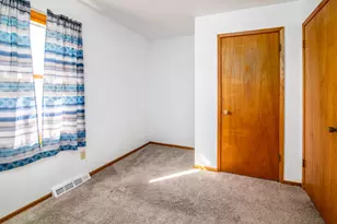 612 Elm St, Watertown, WI 53098 - Photo 18