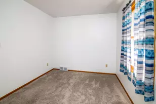 612 Elm St, Watertown, WI 53098 - Photo 16